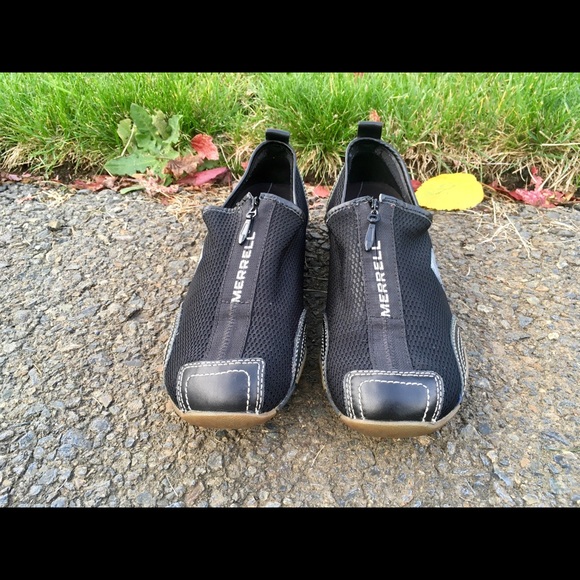 Merrel Barrando Slip On - Picture 2 of 7